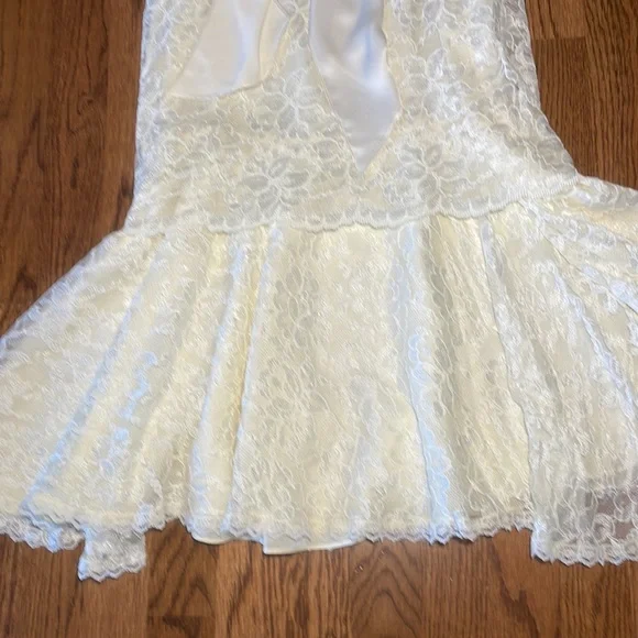 🤍Jessica McClintock Lacy Dress🤍 - Picture 4 of 13